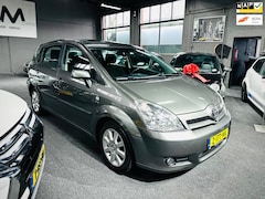 Toyota Corolla Verso - 1.8 VVT-i Luna 7p - AUTOMAAT- VOOR/ACHTER CAMERA - PANO - CRUISE - NAVI