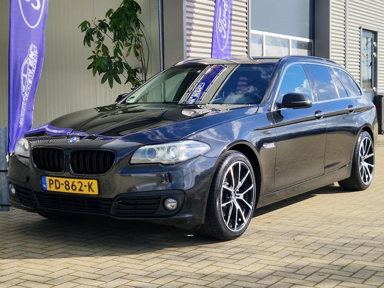 BMW 5-serie Touring - 520d High Executive 520d High Executive - AutoWereld.nl