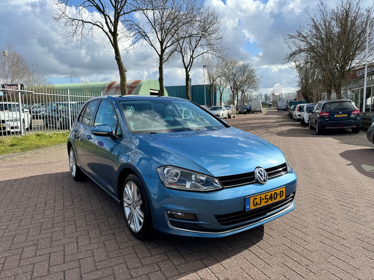 Volkswagen Golf - 1.2 TSI Business Edition AUTOMAAT - AutoWereld.nl