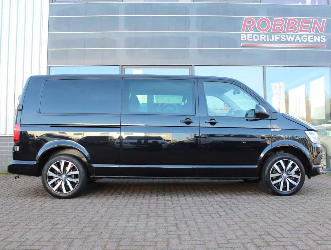 Volkswagen Transporter - T6 2.0 TDI DC Aut.  2 Schuifdeuren L2H1 - AutoWereld.nl