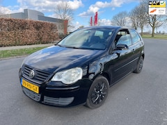 Volkswagen Polo - 1.4-16V Turijn NAP/AIRCO/APK 4-2026