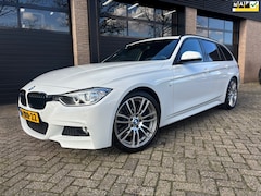 BMW 3-serie Touring - 320i High Executive M-Sport Pakket