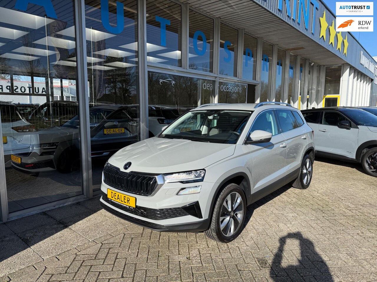 Skoda Karoq - 1.5 TSI ACT style 150PK / ACHTERUITRIJCAMERA / ELEKTRISCHE ACHTERKLEP - AutoWereld.nl