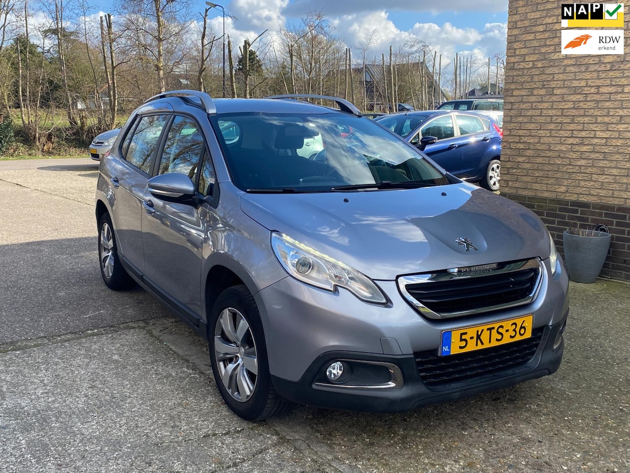 Peugeot 2008 - 1.2 VTi Active met navigatie, bleutooth, NAP - AutoWereld.nl