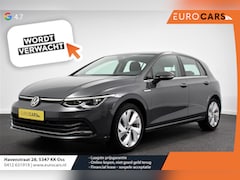 Volkswagen Golf - 1.5 eTSI 150pk DSG Style | Navigatie | Climate control | Camera | PDSC | DAB | Led | Adapt