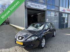 Seat Leon - 1.6 Businessline Airco Cruise control Nieuwe APK NAP Logisch