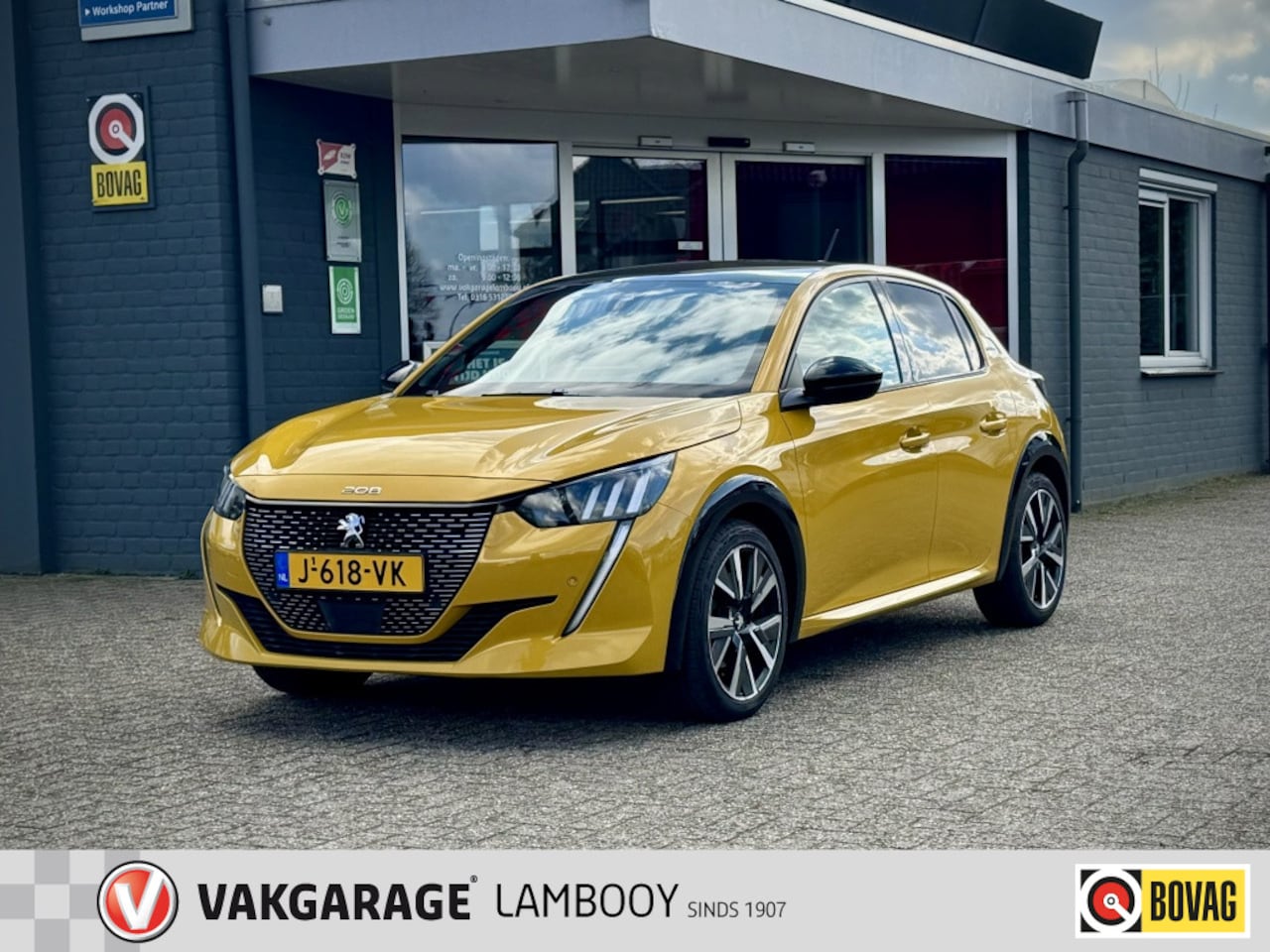 Peugeot 208 - 1.2 100PK PureTech GT-Line Pano Navi Camera Carplay - AutoWereld.nl