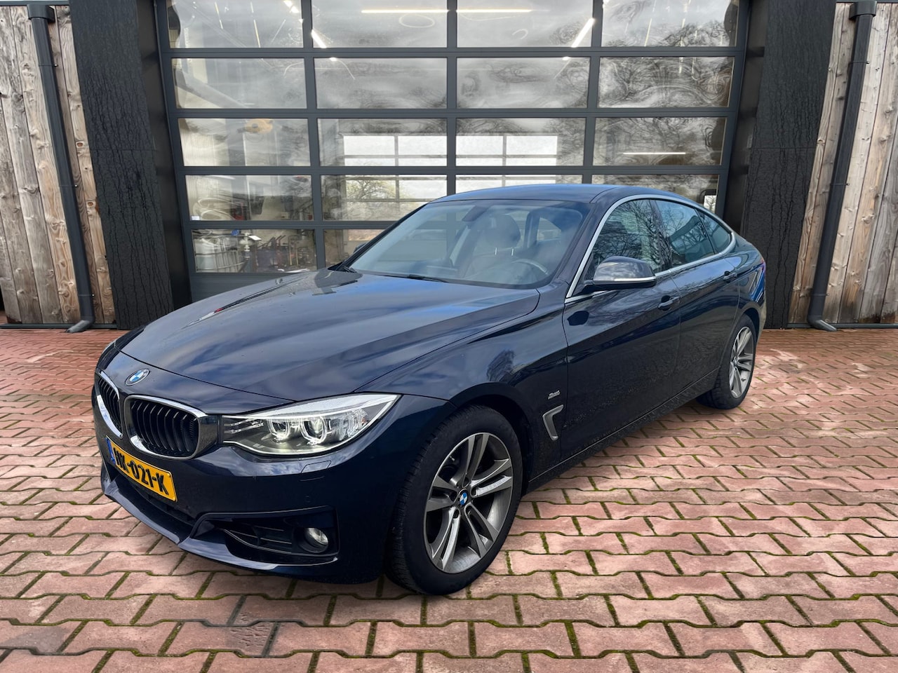 BMW 3-serie Gran Turismo - 328i Sport | High Executive | Business | Leder | Xenon | PDC | Stoelverwarming | - AutoWereld.nl