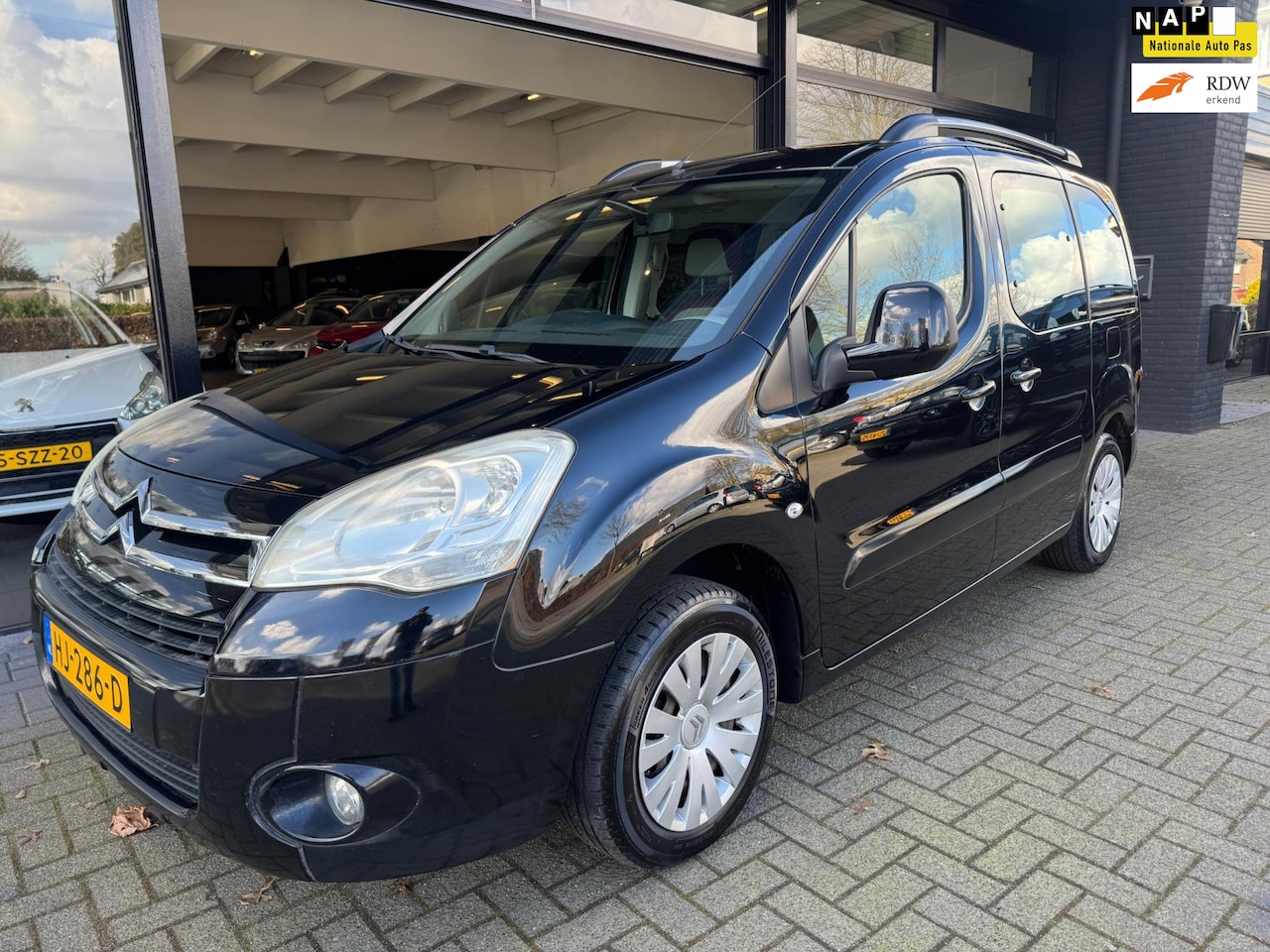 Citroën Berlingo - 1.6 VTi Multispace / APK 3-2026 - AutoWereld.nl