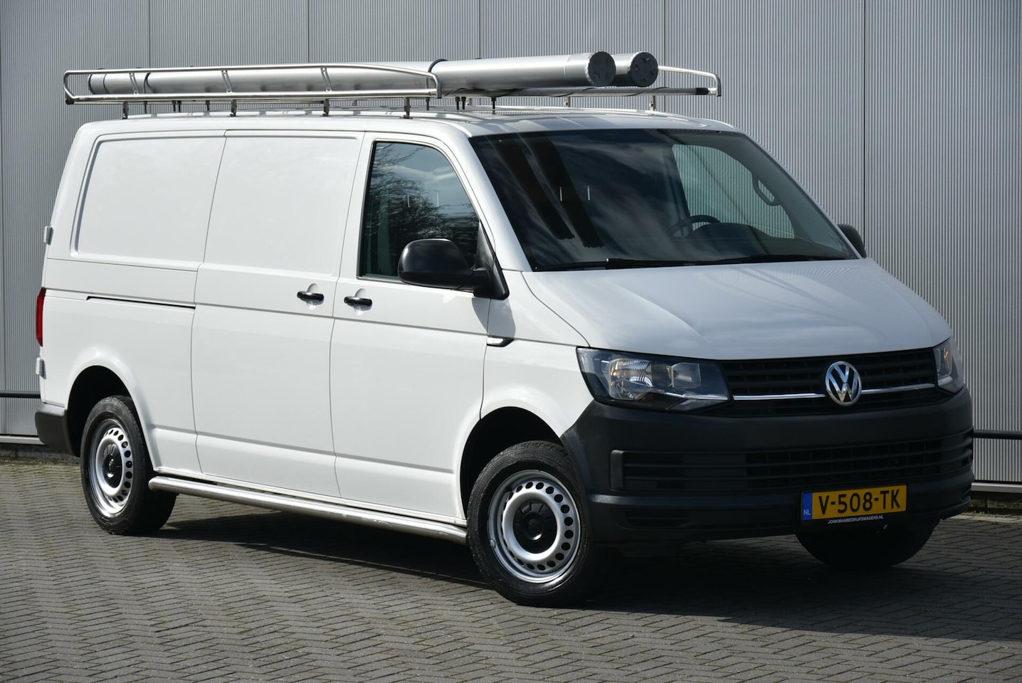 Volkswagen Transporter - 2.0 TDI L2H1 Airco Alarm Trekhaak E6 - AutoWereld.nl