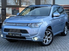 Mitsubishi Outlander - 2.0 PHEV Instyle+ Panoramadak Leder Camera Orig. NL NAP