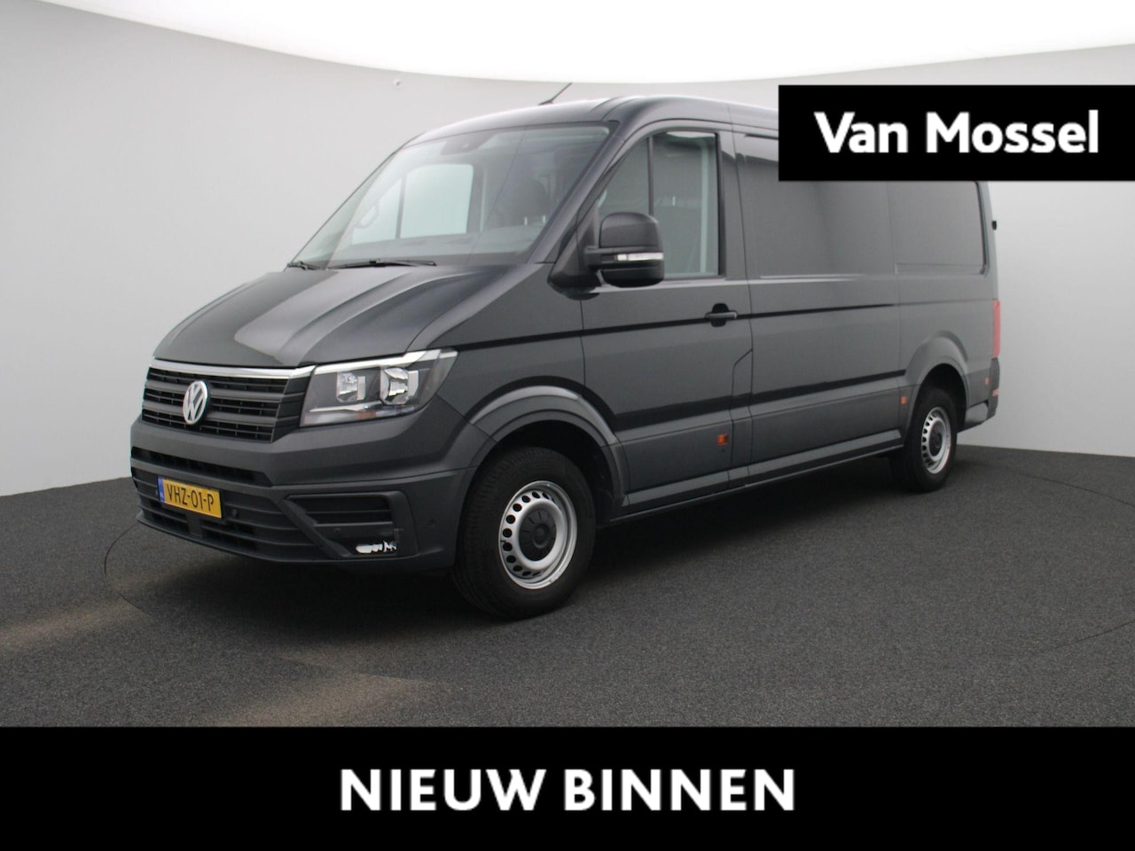 Volkswagen Crafter - 35 2.0 TDI L3H2 Comfortline | Achteruitrijcamera | Betimmering | Parkeersensoren | - AutoWereld.nl