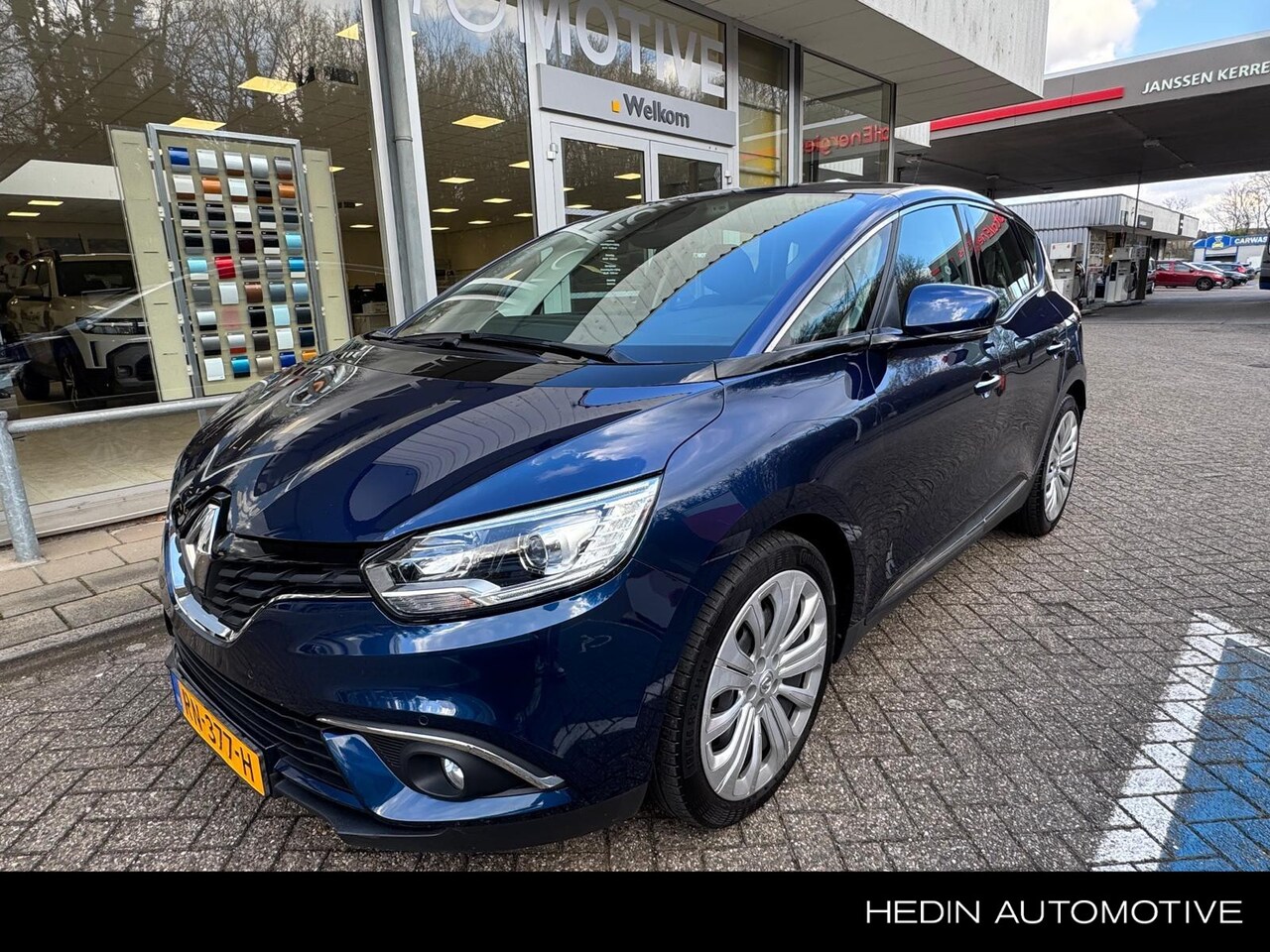 Renault Scénic - 1.2 TCe Zen | NAVIGATIE | SENSOREN V+A | AUTOMATISCHE AIRCO | - AutoWereld.nl