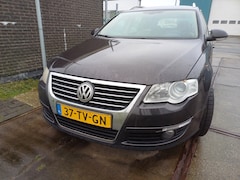 Volkswagen Passat Variant - 2.0 FSI Highline Business