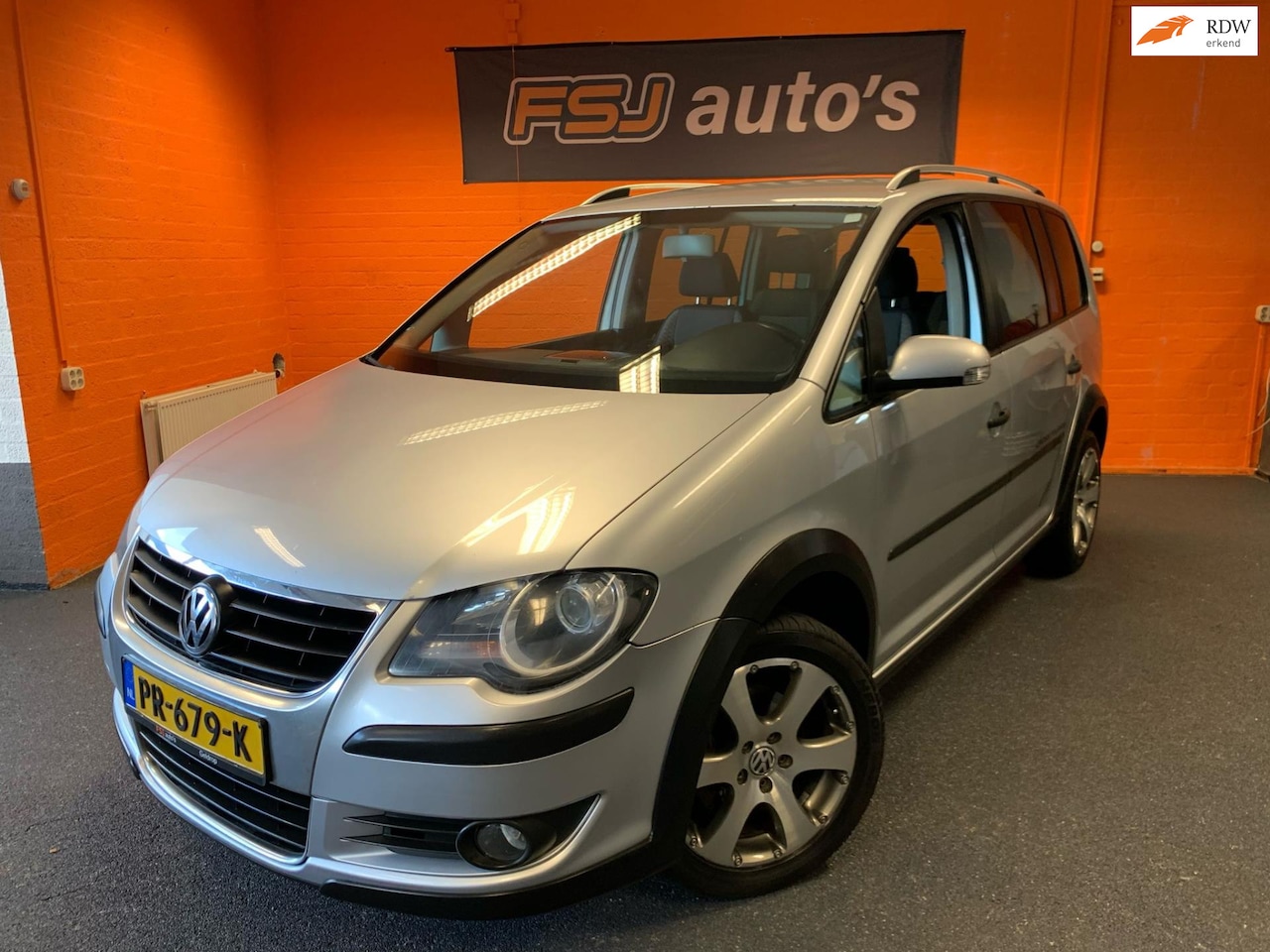 Volkswagen Touran - 1.4 TSI Cross 7 persoons / Climate + Cruisecontrol - AutoWereld.nl