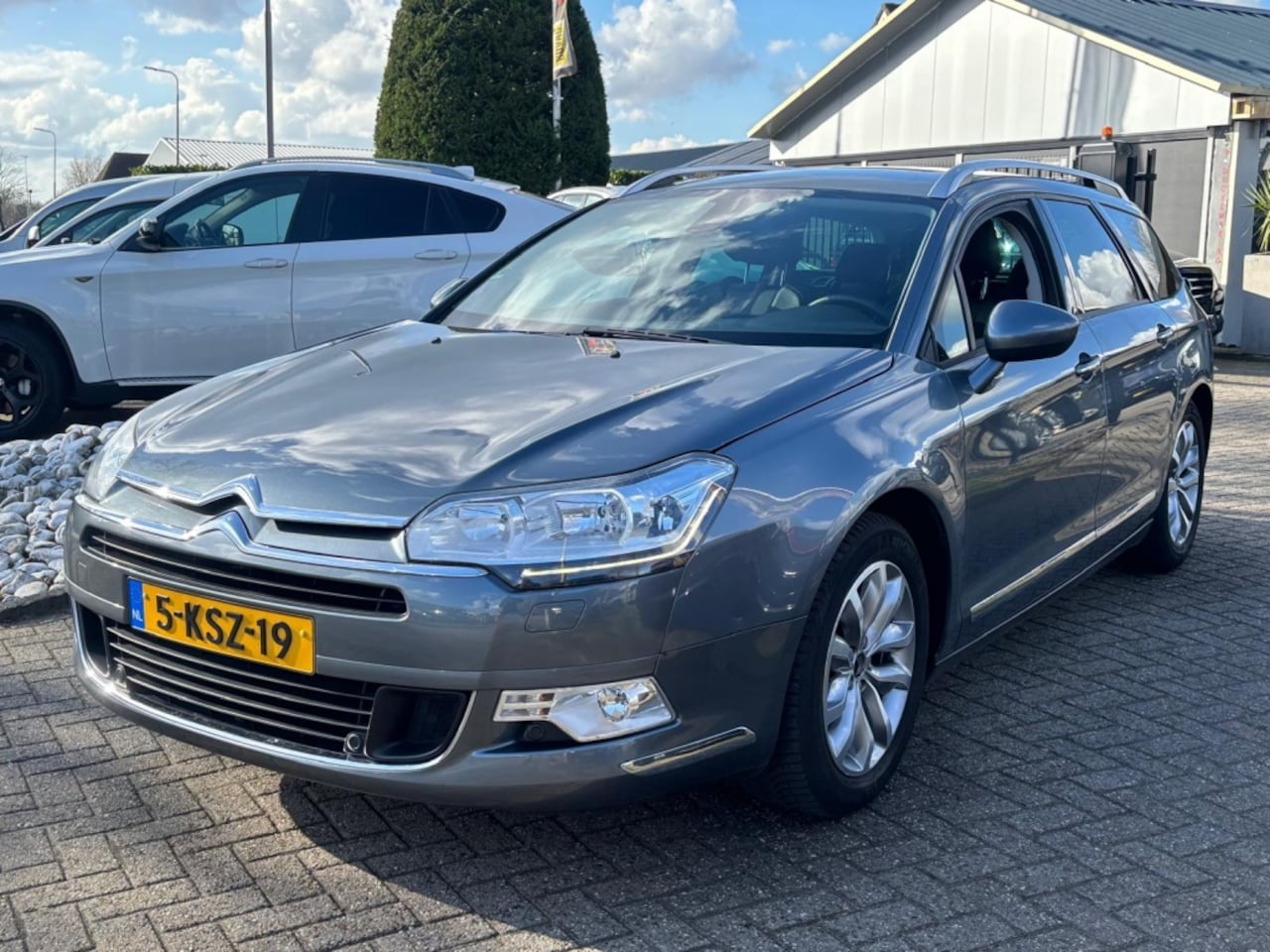 Citroën C5 Tourer - 1.6 Benzine Automaat Hydrovering LED 2013 - AutoWereld.nl