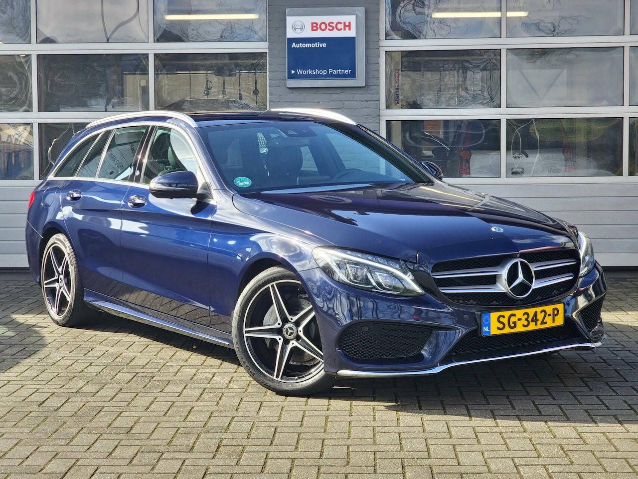 Mercedes-Benz C-klasse Estate - 180 Sport Edition Premium Plus AMG-line|360"Camera|Leer|Memory|18-inch| - AutoWereld.nl