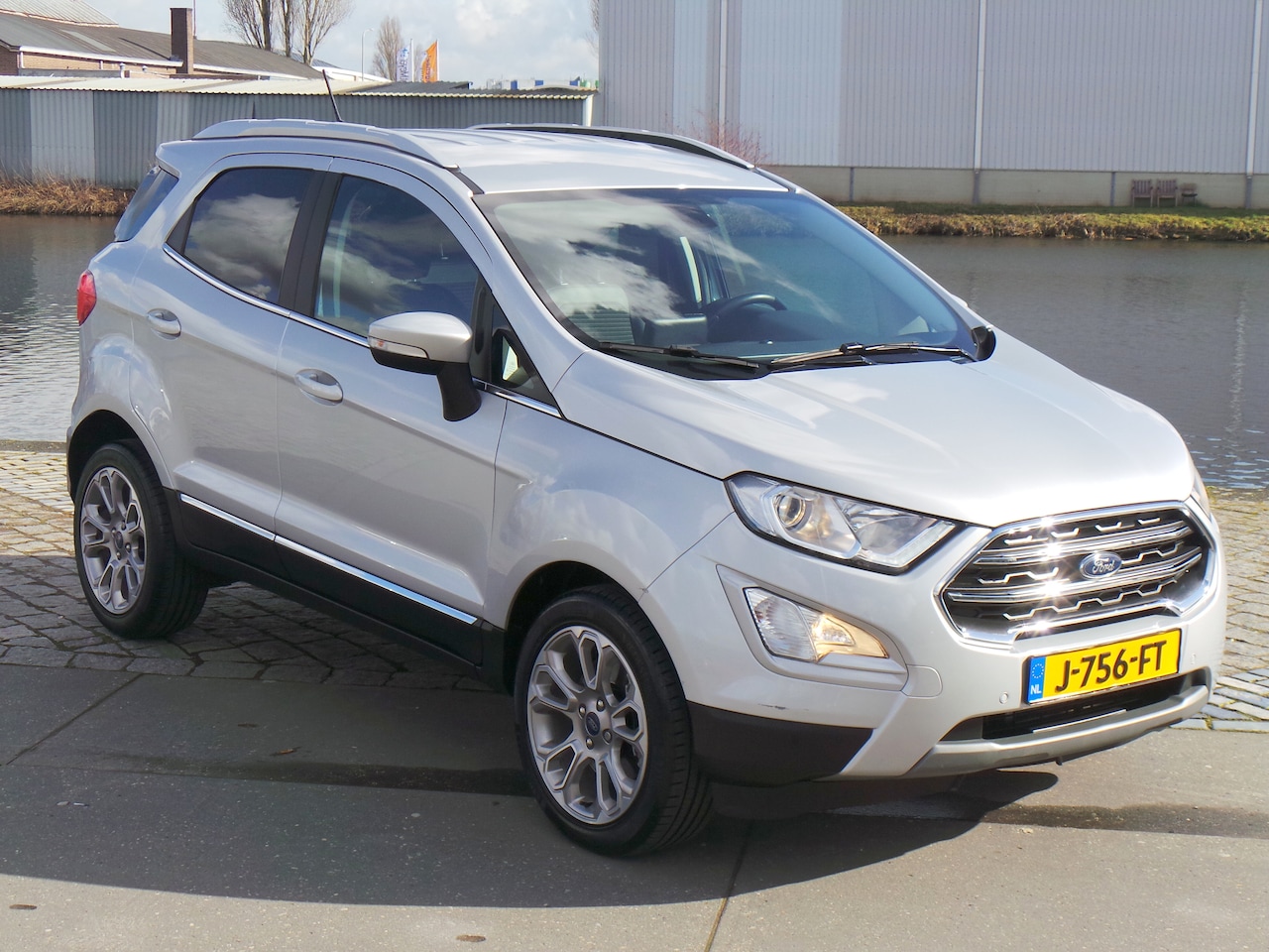 Ford EcoSport - 1.0 EcoBoost Titanium Navigatie, Cruise control, Stoel/ Stuur/ voorruit verwarming, etc - AutoWereld.nl