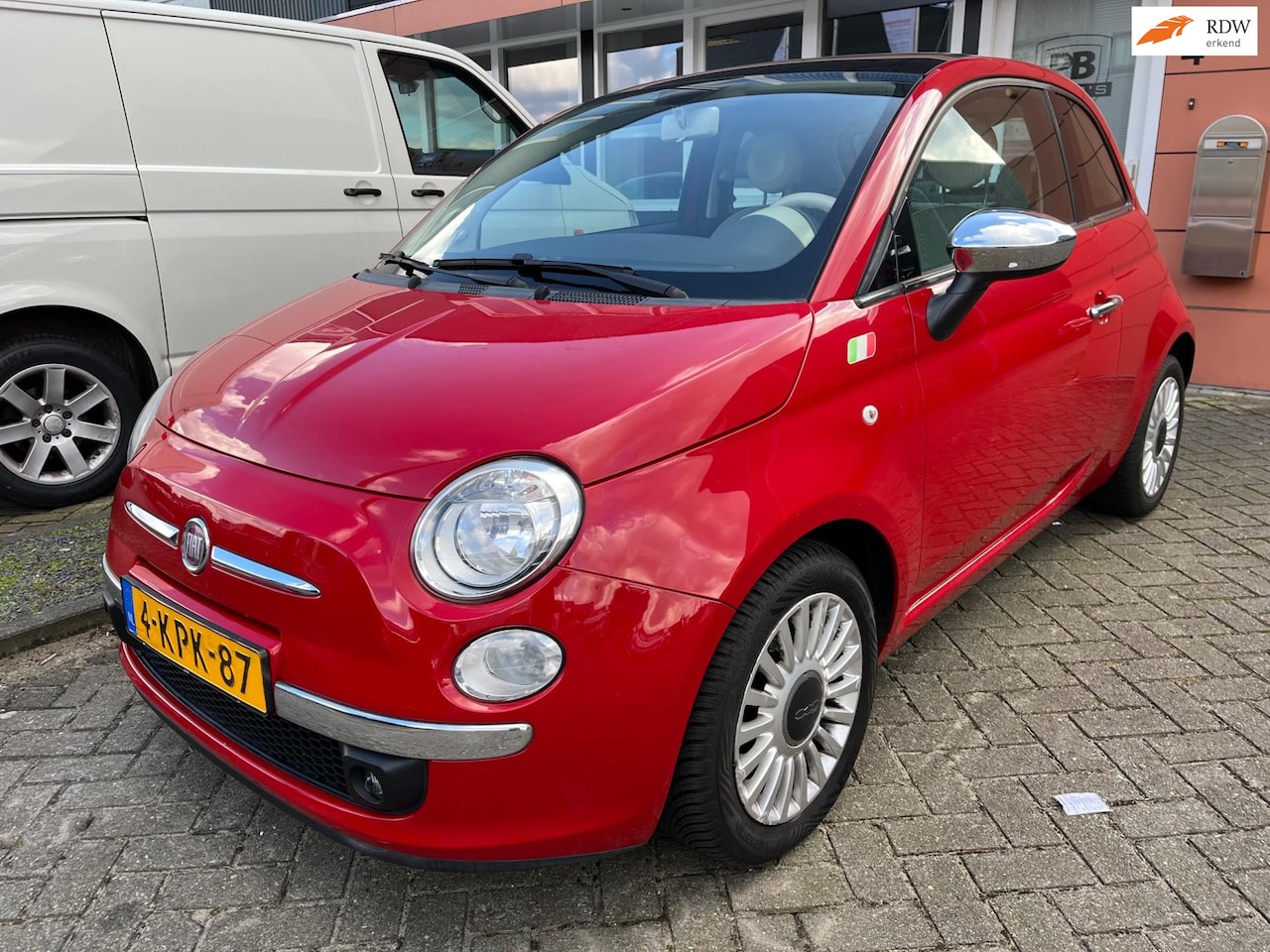 Fiat 500 - 1.2 Bicolore airco panoramadak - AutoWereld.nl