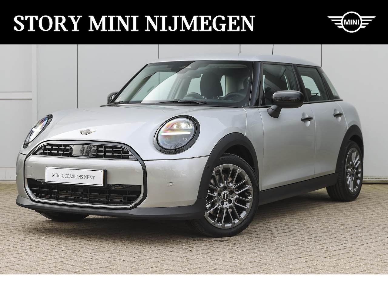 MINI Cooper - Hatchback C Automaat / Essential / Pakket XS / 17 inch U-Spoke grey - AutoWereld.nl