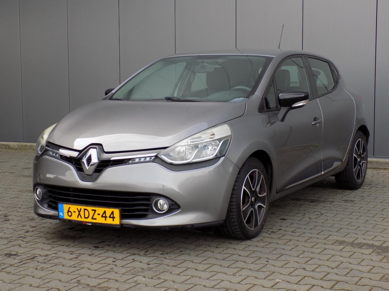 Renault Clio - 0.9 TCe Expression Airco - AutoWereld.nl