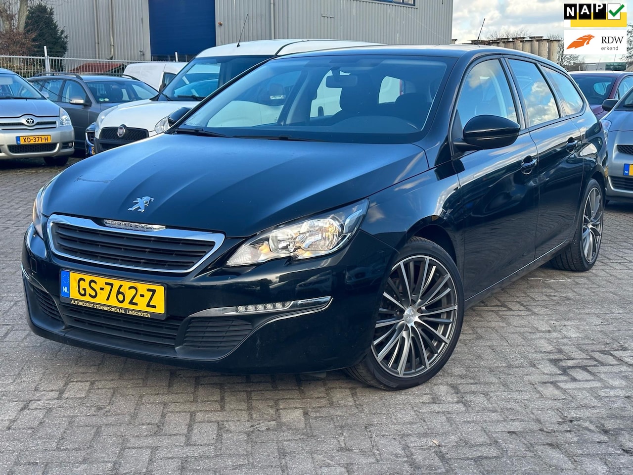 Peugeot 308 SW - 1.2 PureTech Blue Lease 1.2 PureTech Blue Lease - AutoWereld.nl