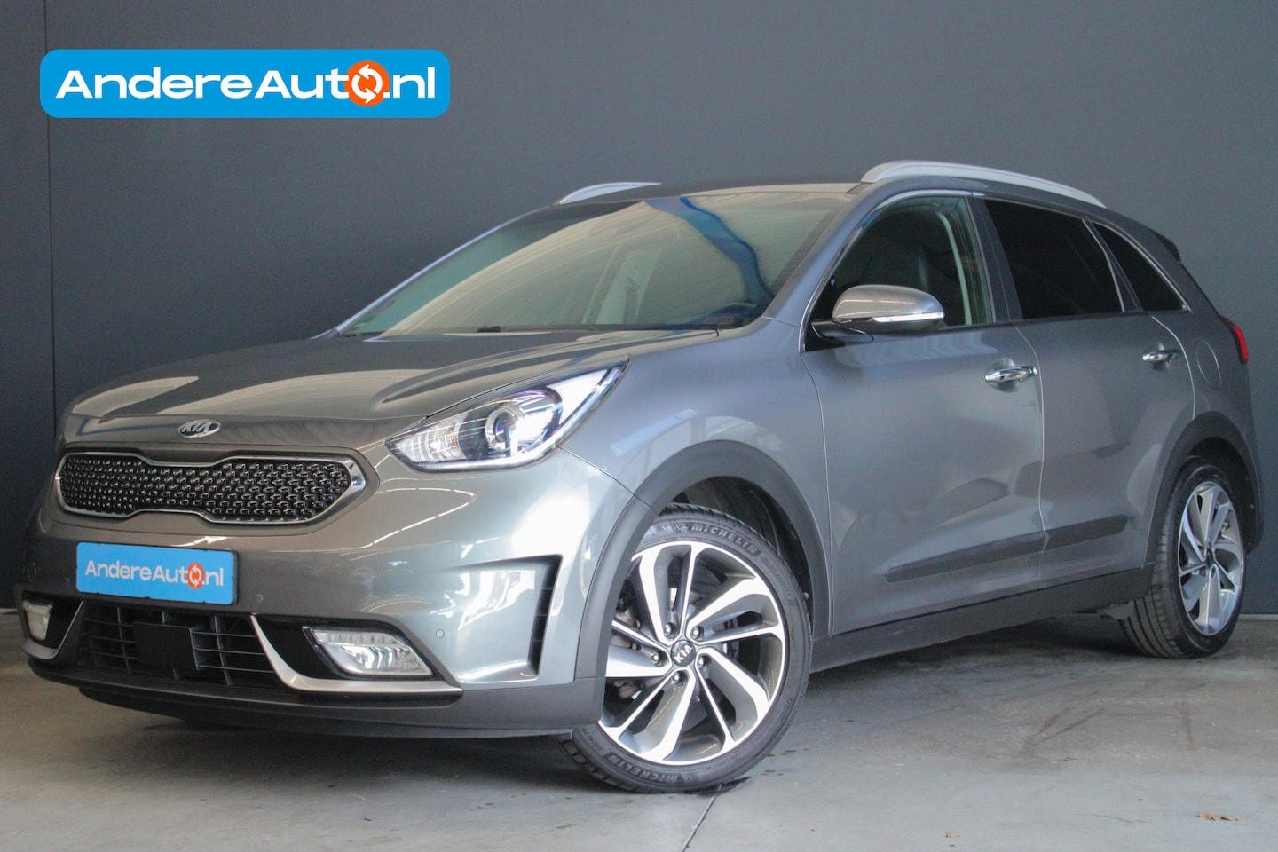 Kia Niro - 1.6 GDi Hybrid ExecutiveLine |trekhaak|stoelverwarming/koeling|camera|ACC|leder| - AutoWereld.nl