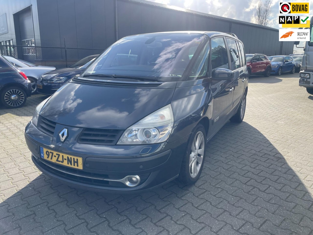 Renault Espace - 2.0T Initiale-LEER-PANO-NAVI-TREKHAAK- - AutoWereld.nl