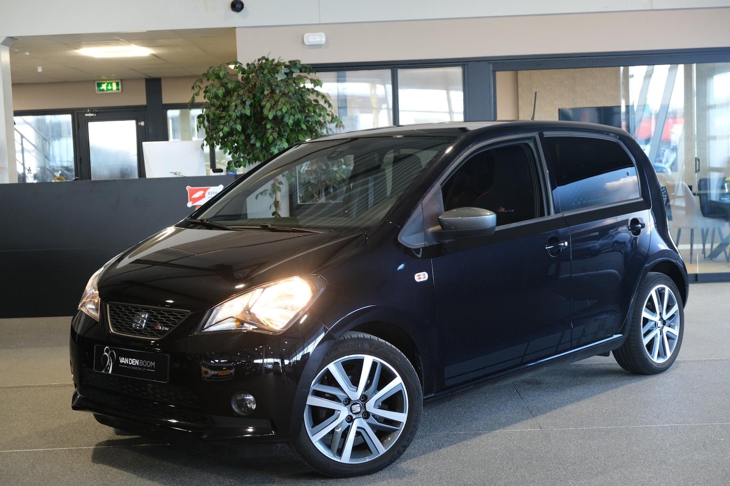 Seat Mii - 1.0 FR-line Cruise Pdc Airco Stoelverwarming - AutoWereld.nl