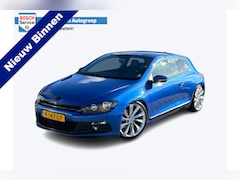 Volkswagen Scirocco - 1.4 TSI 161pk | Cruise | Stoelverwarming | Airco | 19" velgen | Parkeersensoren achter |