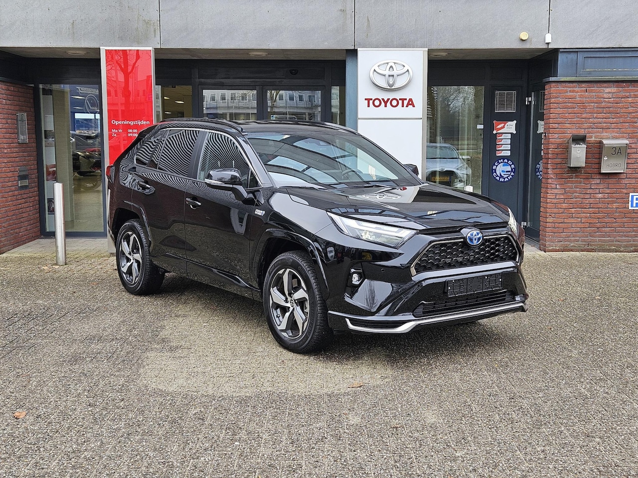 Toyota RAV4 - 2.5 PLUG-IN HYBRID AWD STYLE APPLE/ANDROID P-SENSOREN 18"LMV VIRTUAL-COCKPIT DRAADLOOS-LAD - AutoWereld.nl