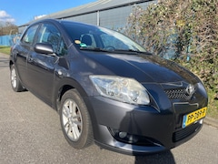 Toyota Auris - 1.4 D-4D Comfort - Navi - Clima