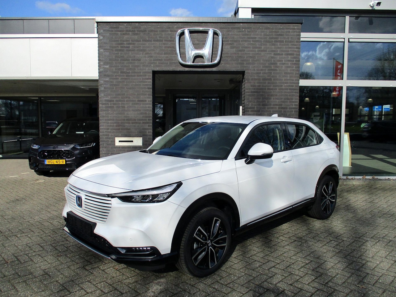 Honda HR-V - 1.5 e:HEV i-MMD 131pk CVT Advance | Rijklaar - AutoWereld.nl