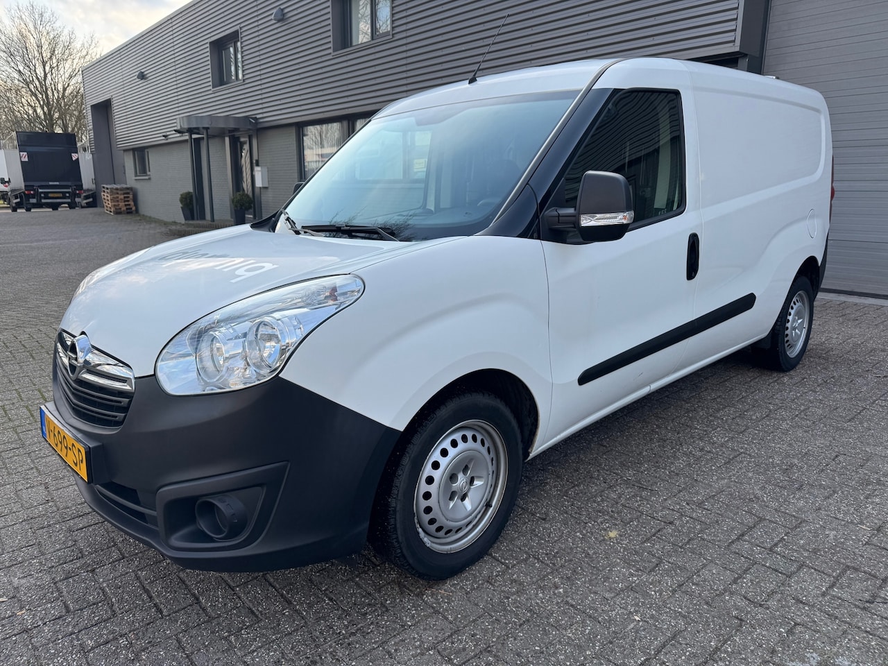 Opel Combo - 1.3 CDTi L2H1 Edition 1.3 CDTi L2H1 Edition - AutoWereld.nl