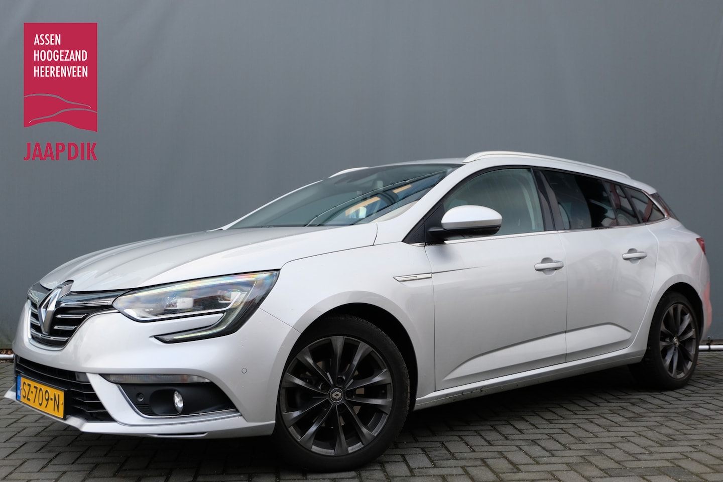 Renault Mégane Estate - BWJ 2018 1.5 dCi Série 111 PK Signature Exclusiv TREKHAAK / APPLE CARPLAY / ANDROID AUTO / - AutoWereld.nl