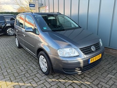 Volkswagen Touran - 1.6-16V FSI Business NAP//CLIMA//CRUISE//TREKHAAK//CV+AB