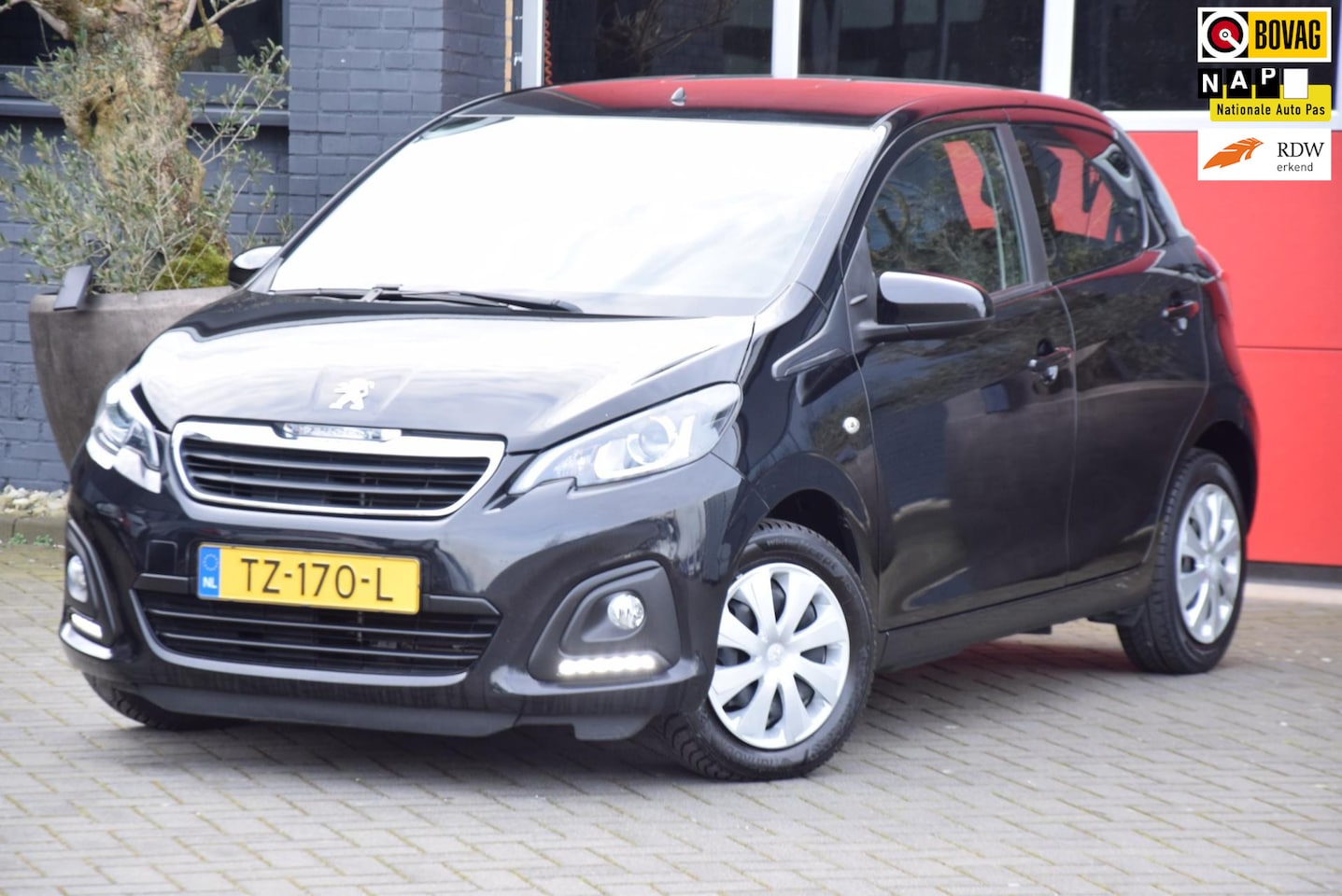 Peugeot 108 - 1.0 e-VTi Active 2018 Airco 5 Deurs Bluetooth 15x op voorraad! - AutoWereld.nl