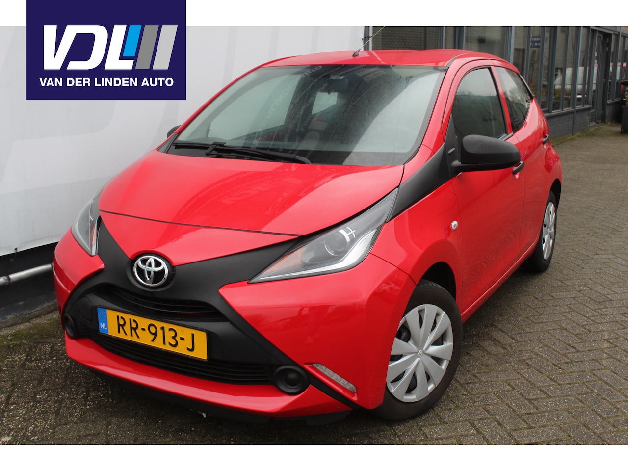 Toyota Aygo - 1.0 VVT-i x-fun Airco I Elek ramen - AutoWereld.nl