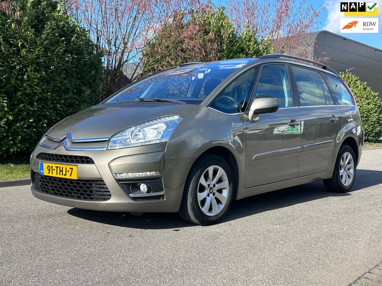 Citroën Grand C4 Picasso - 1.6 THP Collection 7p Automaat*Navigatie*NAP*Trekhaak*Cruise*Clima*LM velgen*Parkeersensor - AutoWereld.nl