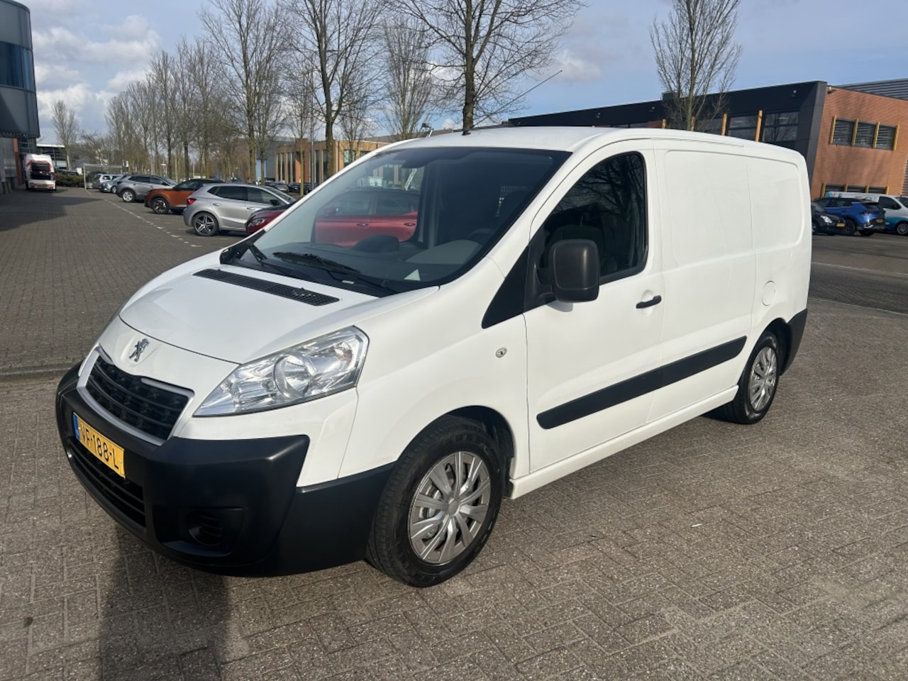 Peugeot Expert - 227 2.0 HDI L1H1 P+ 3-ZITS AIRCO CRUISE TRHK NAP! - AutoWereld.nl