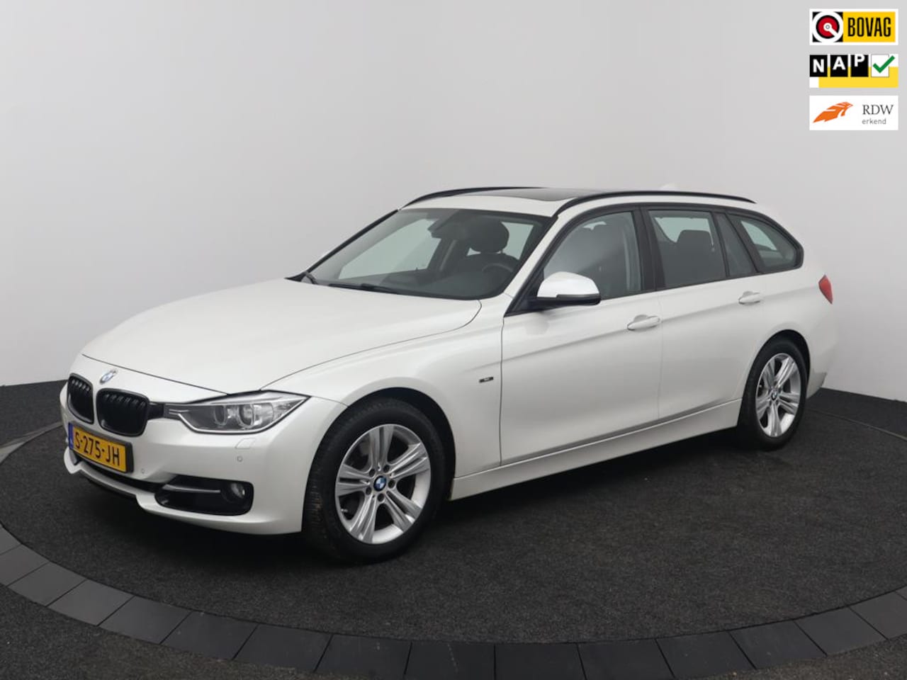 BMW 3-serie Touring - 320i 320i - AutoWereld.nl