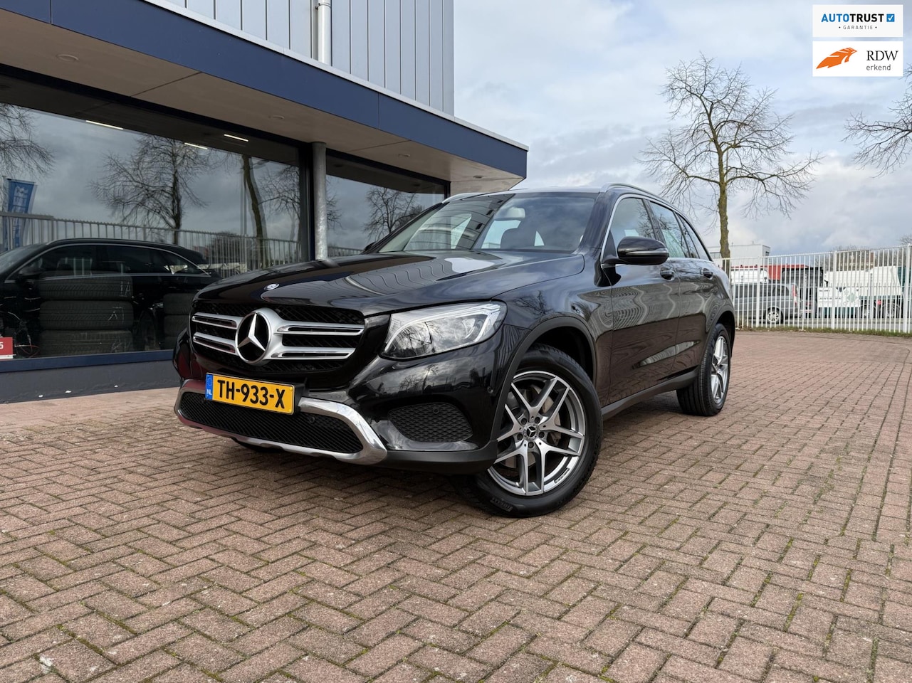 Mercedes-Benz GLC-klasse - 220d 4MATIC | LED | Navi | Trekhaak - AutoWereld.nl