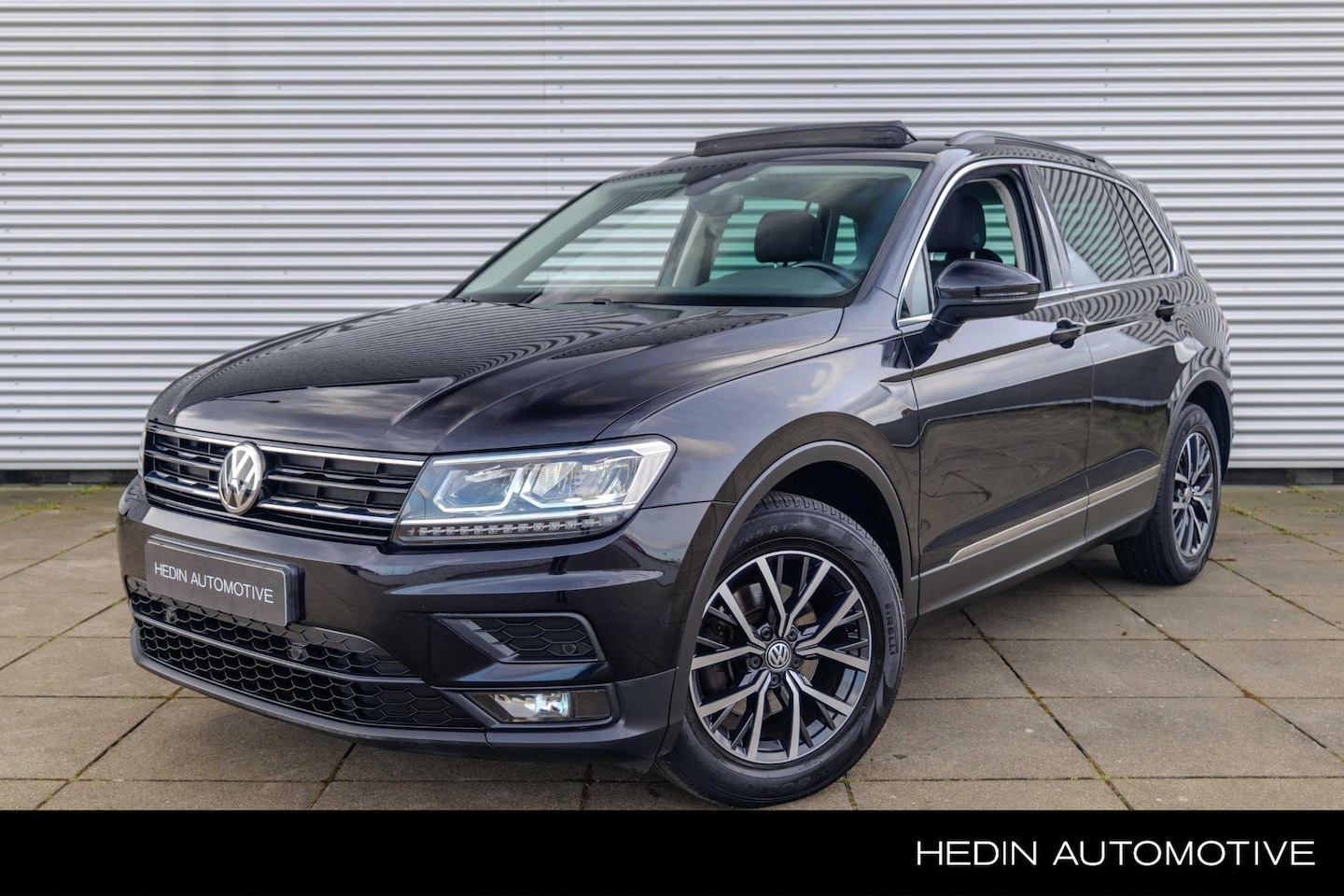 Volkswagen Tiguan - 1.4 TSI ACT | 1e eigenaar! | Trekhaak | Dealeronderhouden | Panorama Dak | - AutoWereld.nl