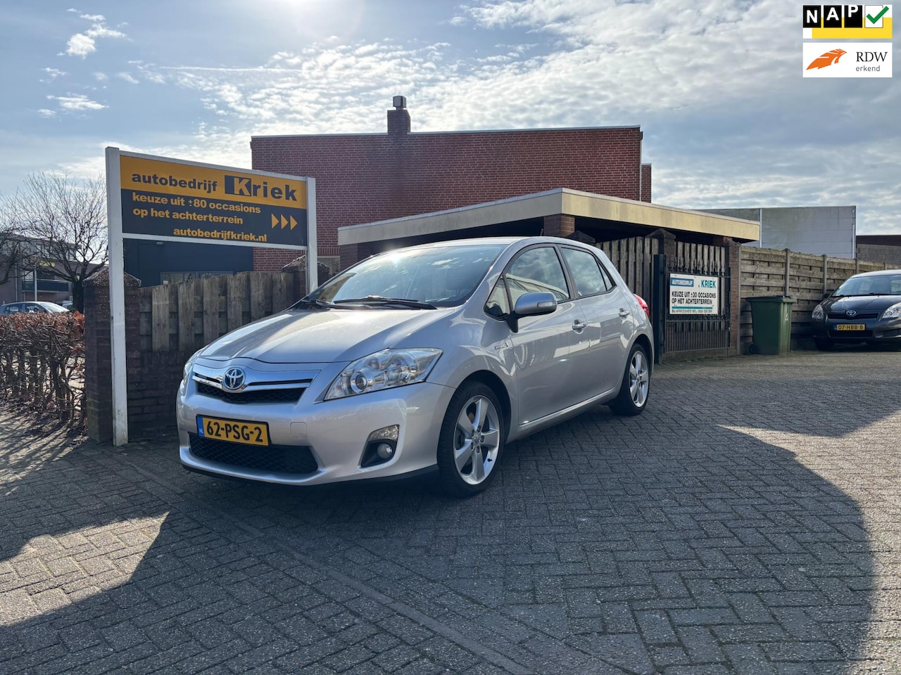 Toyota Auris - 1.8 Full Hybrid Executive 1.8 Full Hybrid Executive - AutoWereld.nl