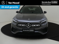 Mercedes-Benz GLA-Klasse - 200 Business Solution AMG Panorama dak / Memory Seats / Parkeercamera / Sfeerverlichting /