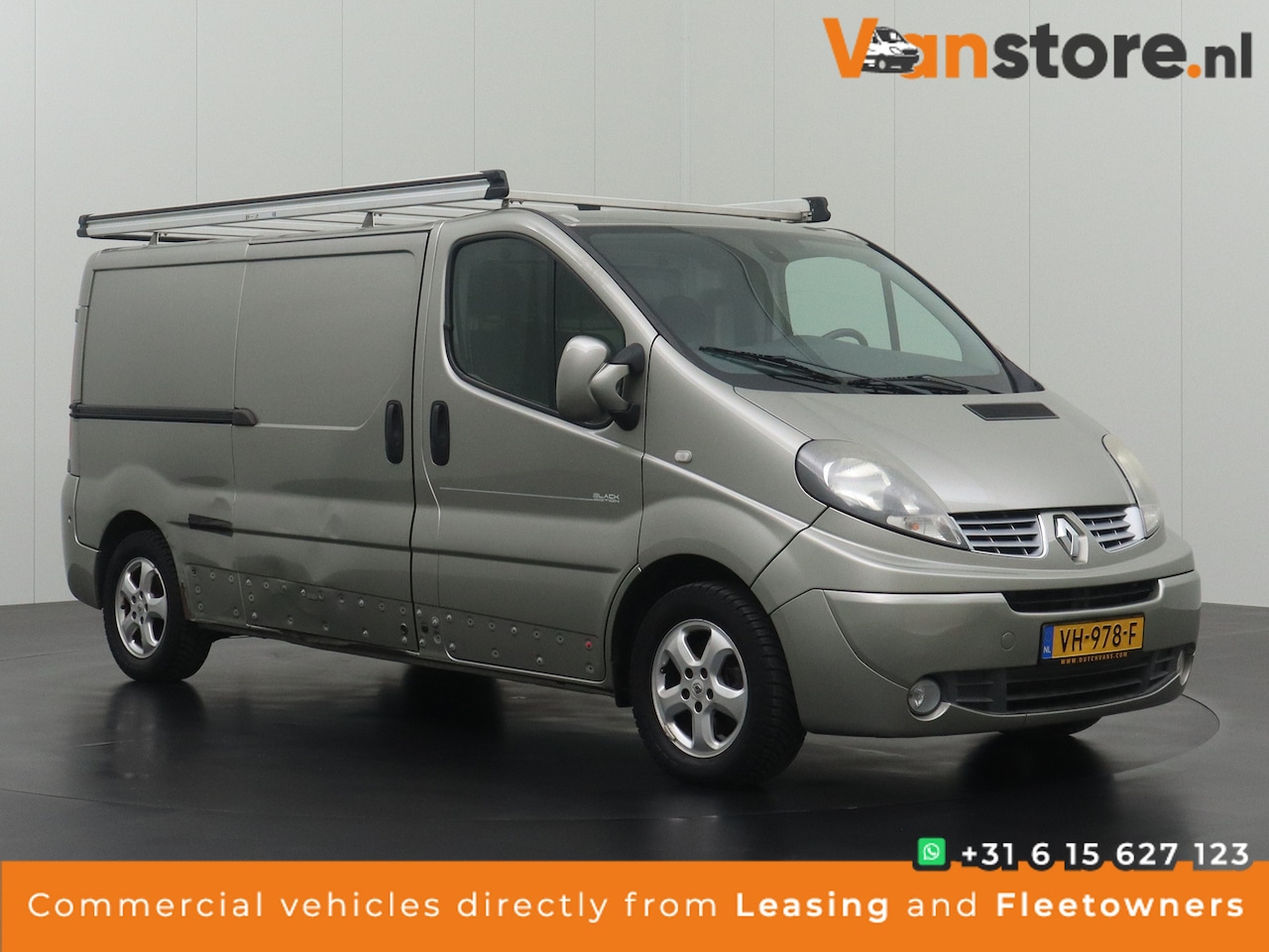 Renault Trafic - 2.0DCi Lang Black Edition | Navigatie | Imperiial | Trekhaak | 3-Persoons - AutoWereld.nl