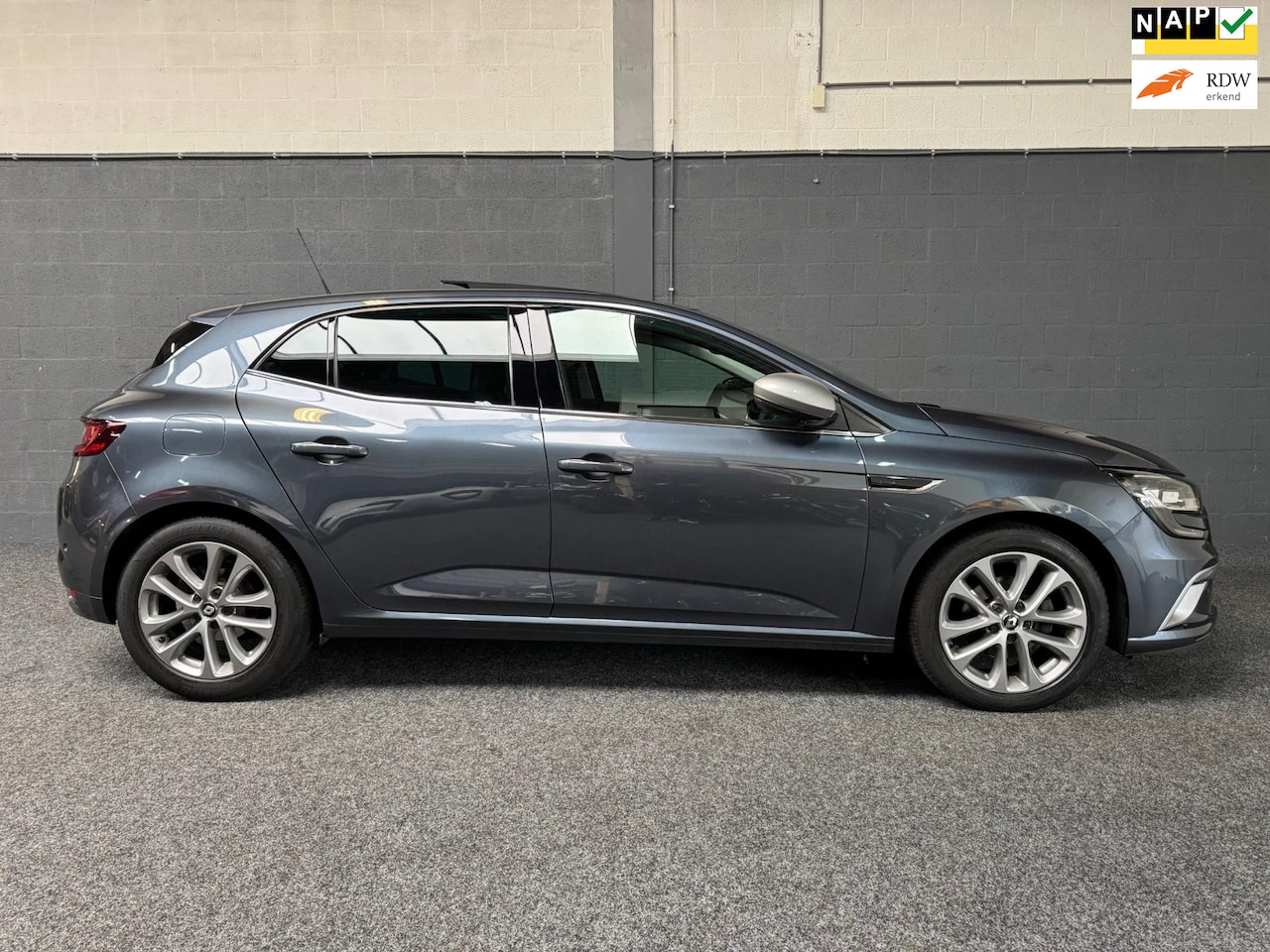 Renault Mégane - 1.3 TCe GT-Line 1.3 TCe GT-Line , Pano, Bose, Keyless - AutoWereld.nl