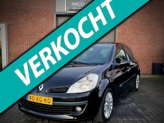 Renault Clio - 2.0 2.0-16V Dynamique S / Panorama dak