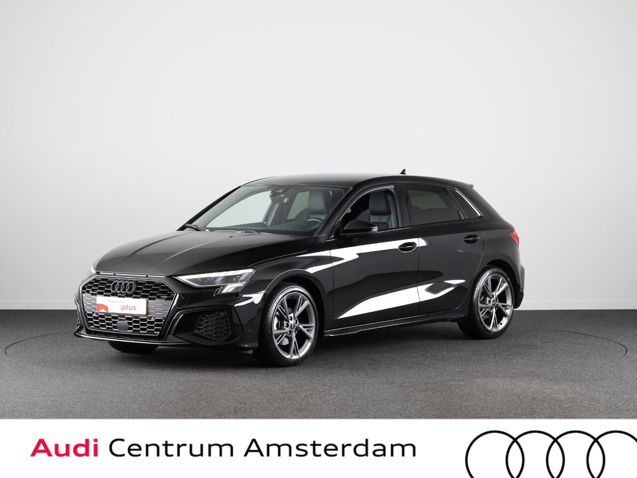 Audi A3 Sportback - 30 TFSI S edition 110 pk S-tronic | Verlengde garantie | Navigatie | Parkeersensoren achte - AutoWereld.nl