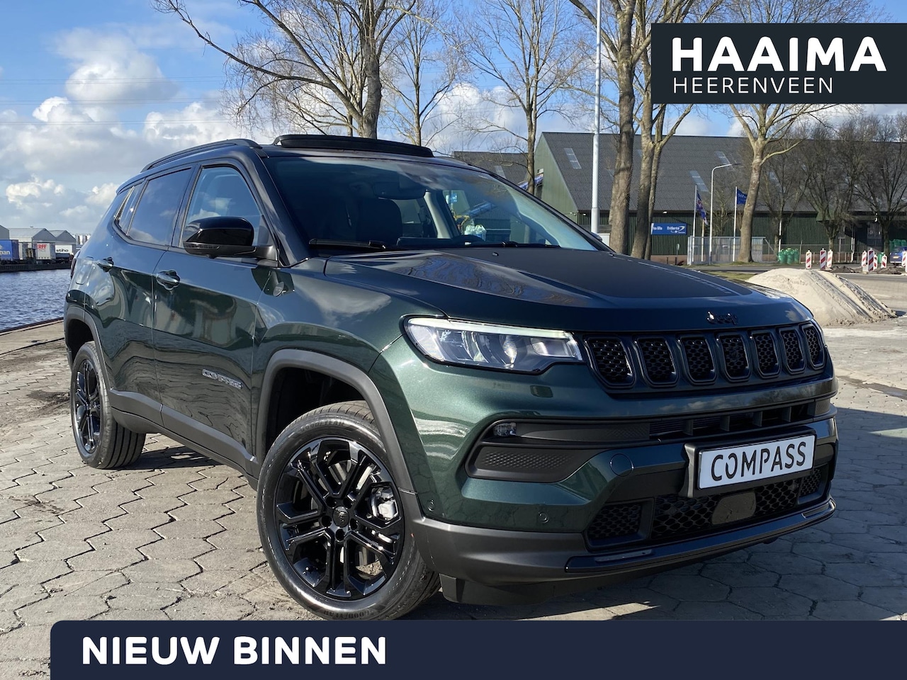 Jeep Compass - 4xe 240 Plug-in Hybrid Electric North Star | Schuif-/kanteldak | Achteruitrijcamera | Dode - AutoWereld.nl